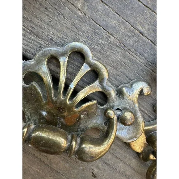 8 vintage Dresser pull knob 1992 B1254 ornate brass Handle Chippendale Style 4” - Picture 6 of 11